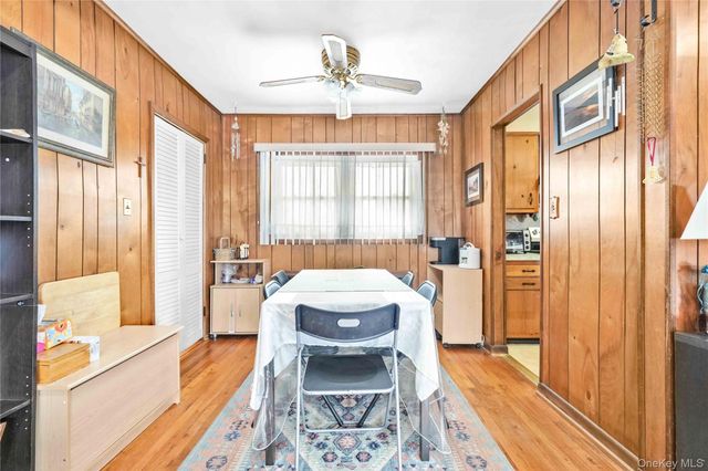 1097 Carll Drive, Bay Shore, NY 11706