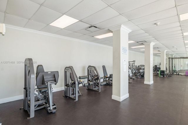 7135 Collins Avenue 1125, Miami Beach, FL 33141