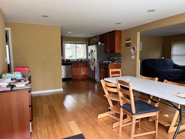 236 WELLESLEY Court, Schaumburg, IL 60193