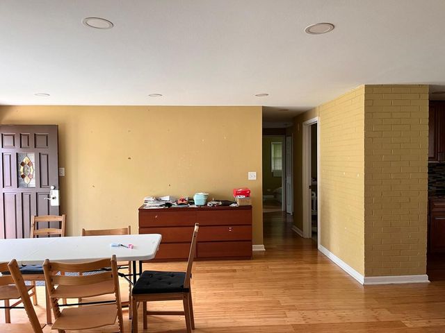 236 WELLESLEY Court, Schaumburg, IL 60193