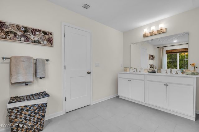 715 Fremont Drive, Manalapan, NJ 07726