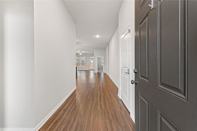 6203 Southern Cross Drive, College Station, TX 77845