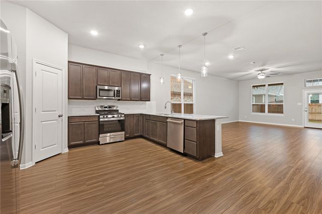 6203 Southern Cross Drive, College Station, TX 77845