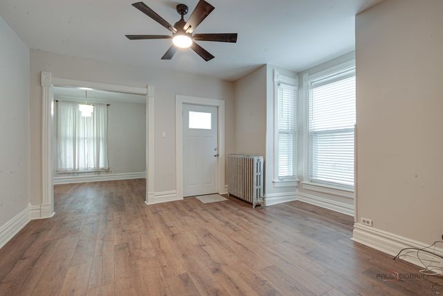 228 S Lincoln Avenue, Waukegan, IL 60085