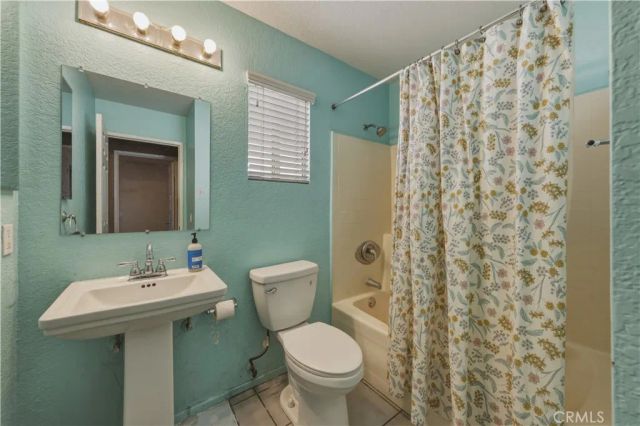 46482 Jasmine, Indio, CA 92201