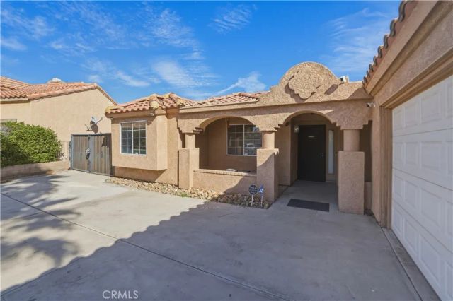 46482 Jasmine, Indio, CA 92201
