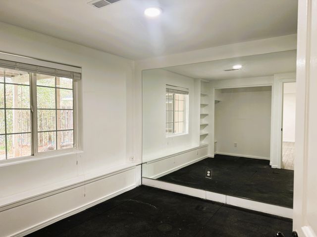 2069 NE Hollow Tree Lane, Bend, OR 97701