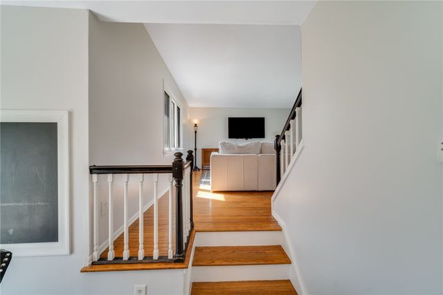 691 Regina Drive, Webster, NY 14580
