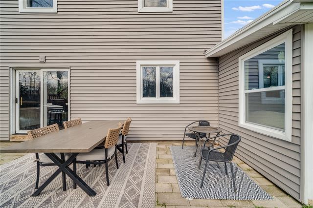 691 Regina Drive, Webster, NY 14580