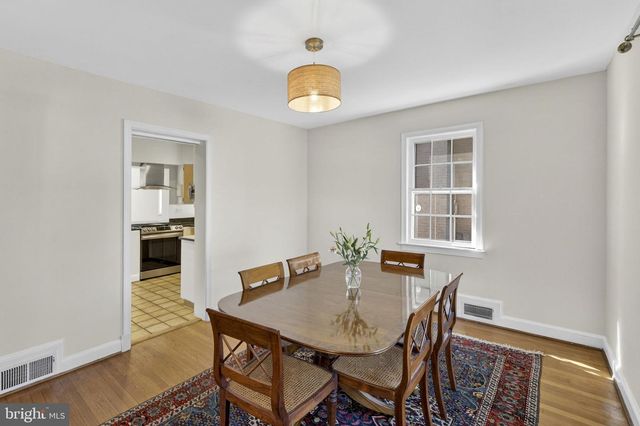 3732 ALTON PL NW, Washington, DC 20016