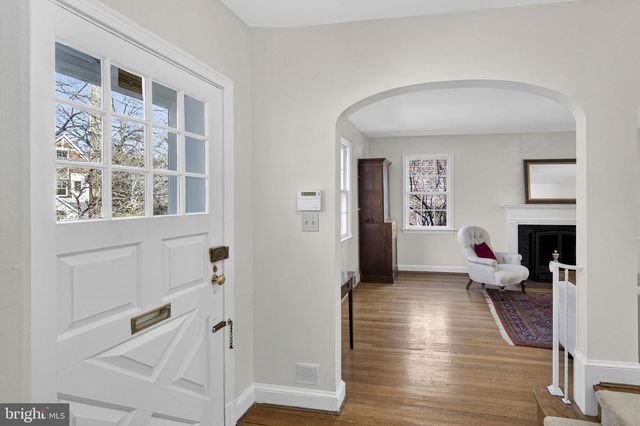 3732 ALTON PL NW, Washington, DC 20016