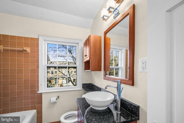 3732 ALTON PL NW, Washington, DC 20016