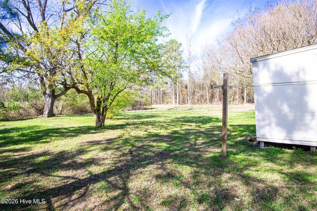 111 North Drive, Chocowinity, NC 27817