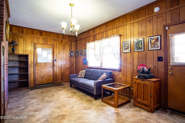 111 North Drive, Chocowinity, NC 27817