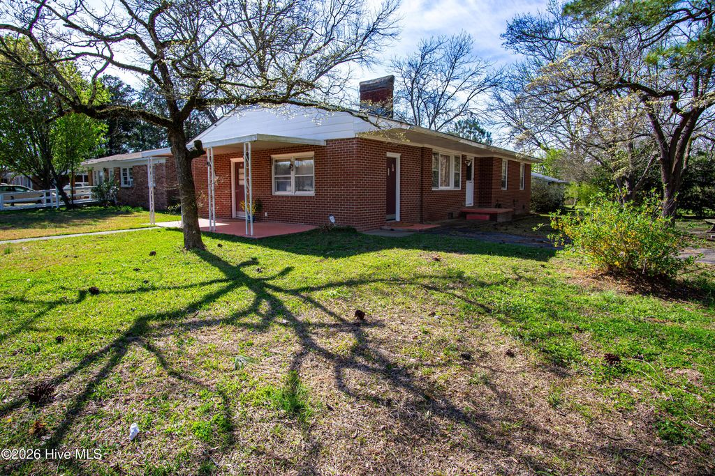 111 North Drive, Chocowinity, NC 27817