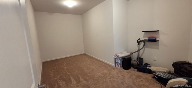 41 Greentree Court, Shirley, NY 11967