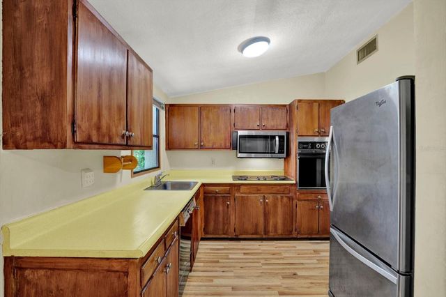 2215 CURTIS DRIVE S, Clearwater, FL 33764