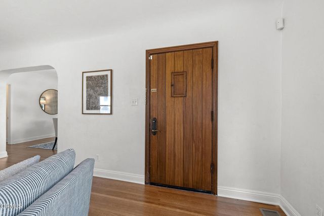 2370 Catherine Road, Altadena, CA 91001