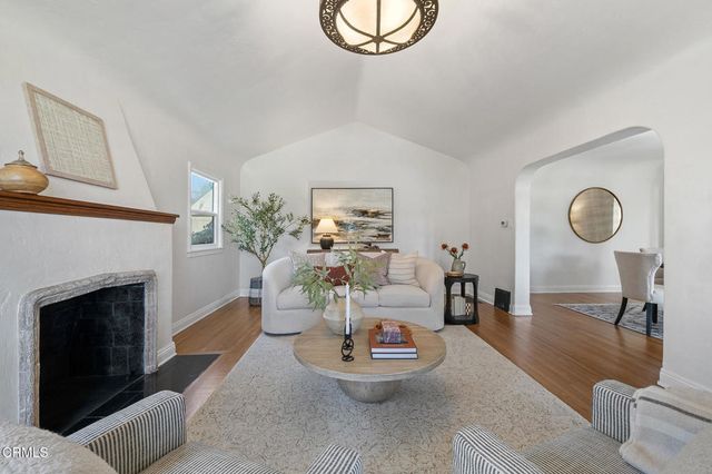 2370 Catherine Road, Altadena, CA 91001