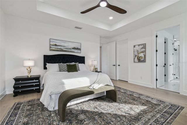 5406 N PERSHING PLACE, Tampa, FL 33603