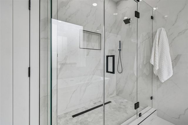 5406 N PERSHING PLACE, Tampa, FL 33603