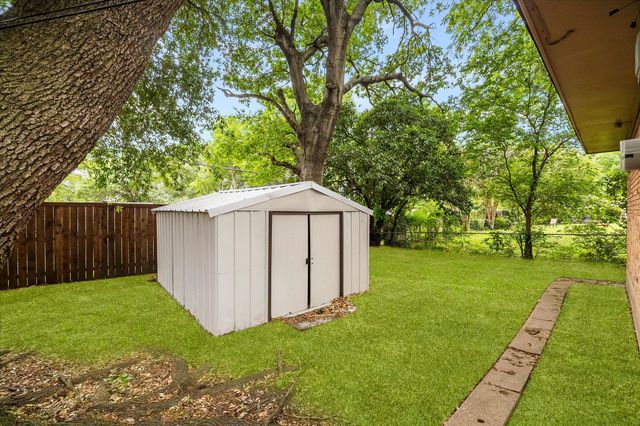1240 Tosch Lane, Mesquite, TX 75149