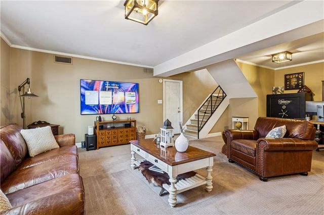 496 Windemere RD, Newport News, VA 23602