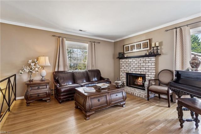 496 Windemere RD, Newport News, VA 23602