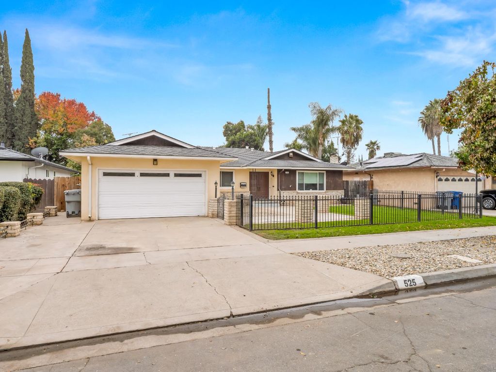 Image 38 of property listing at 525 E Vartikian Avenue, Fresno, CA 93710