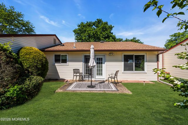150 Maclura Plz Plaza C, Monroe, NJ 08831