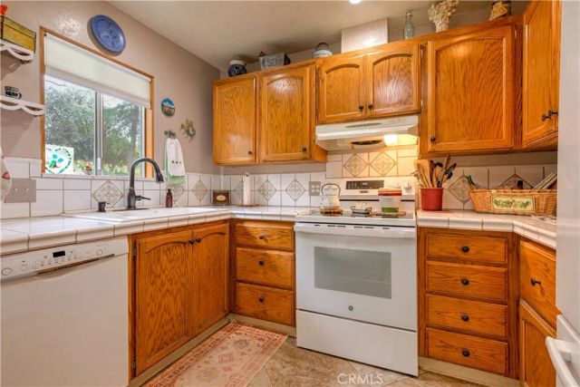 1044 Mount Ida, Oroville, CA 95966