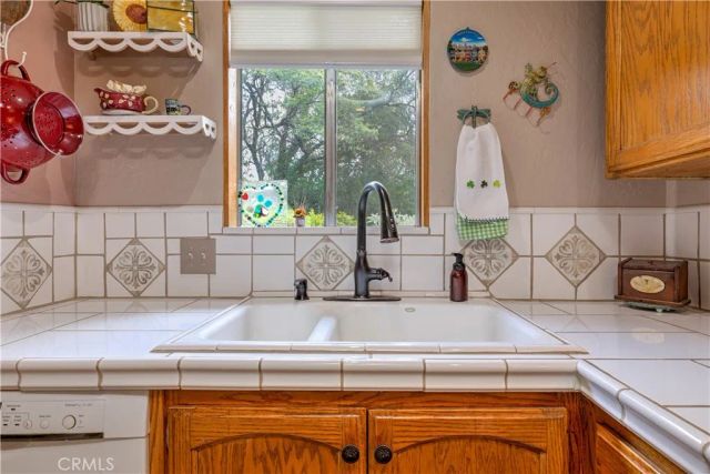 1044 Mount Ida, Oroville, CA 95966