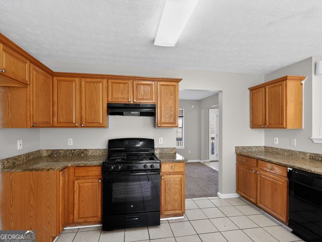 3968 Old Lantern Drive, Lithonia, GA 30038