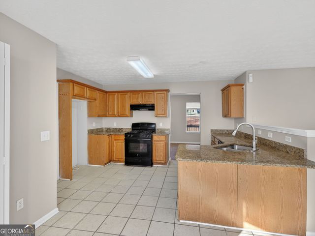 3968 Old Lantern Drive, Lithonia, GA 30038