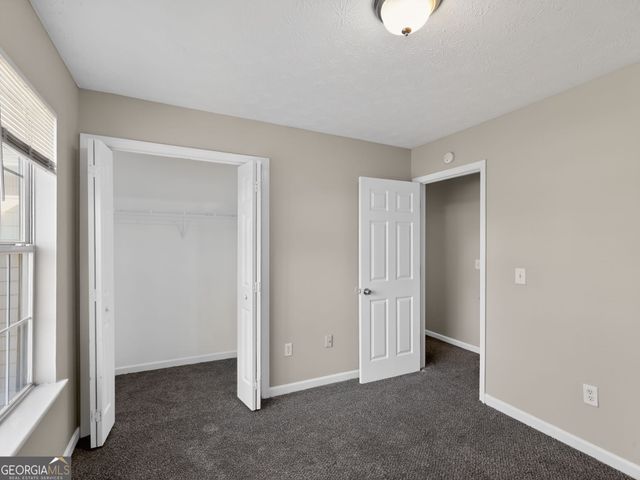 3968 Old Lantern Drive, Lithonia, GA 30038