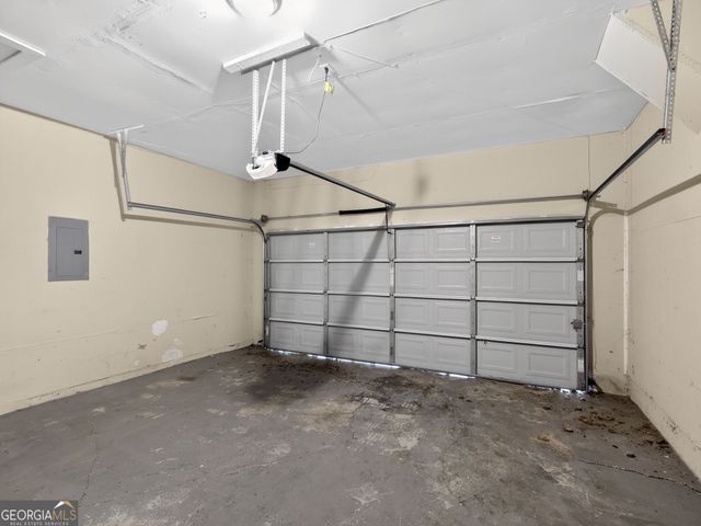 3968 Old Lantern Drive, Lithonia, GA 30038