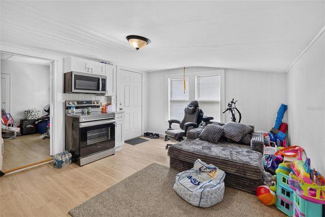 8114 N 11TH STREET, Tampa, FL 33604