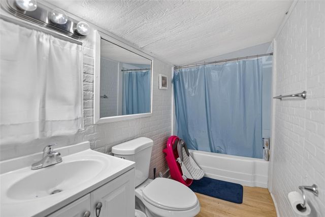 8114 N 11TH STREET, Tampa, FL 33604