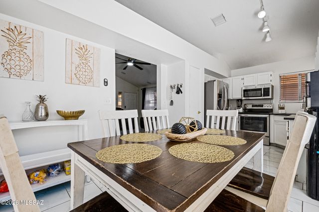 5418 S Wembly Road, Tucson, AZ 85746