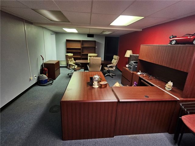 3083 Leechburg Rd, Lower Burrell, PA 15068