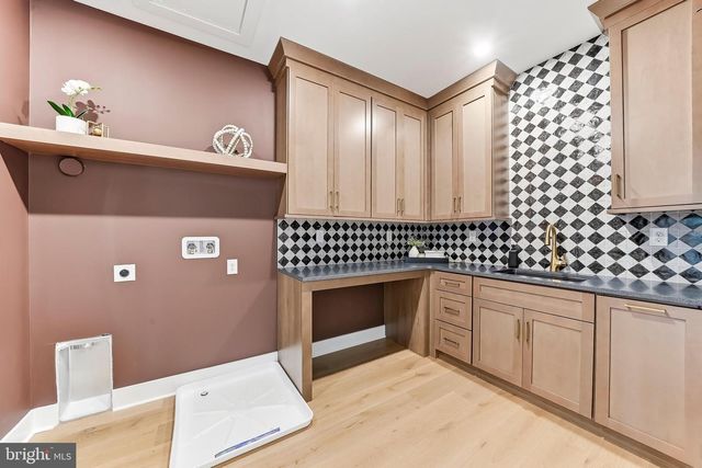 989 SILLS MILL RD, Kennett Square, PA 19348