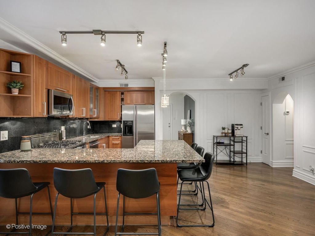 433 W Briar Place 1B, Chicago, IL 60657 — photo 4