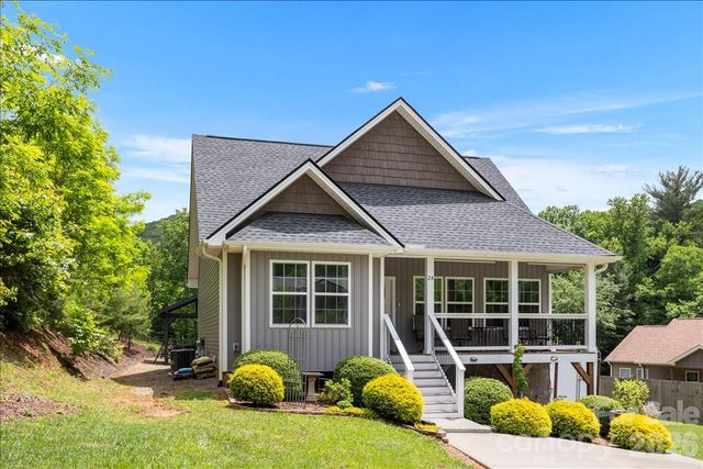 24 Mink Farm Road, Leicester, NC 28748