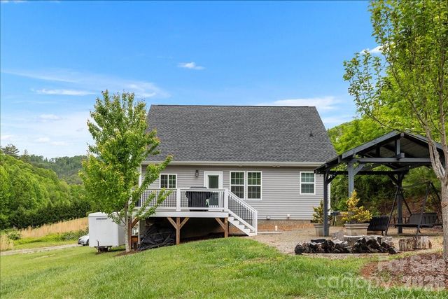 24 Mink Farm Road, Leicester, NC 28748