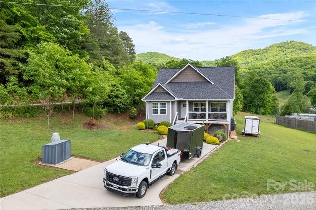 24 Mink Farm Road, Leicester, NC 28748