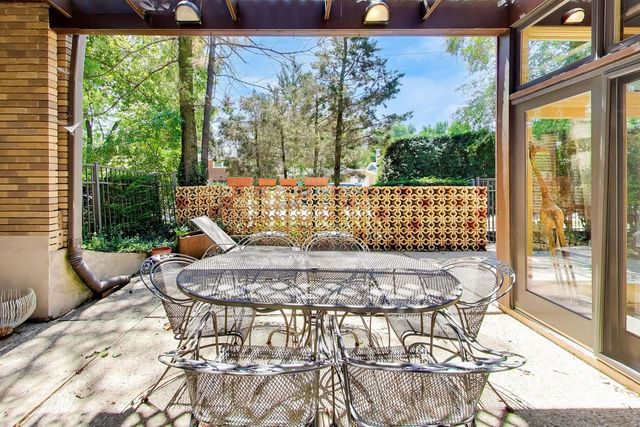 9000 Tripp Avenue, Skokie, IL 60076