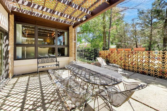 9000 Tripp Avenue, Skokie, IL 60076