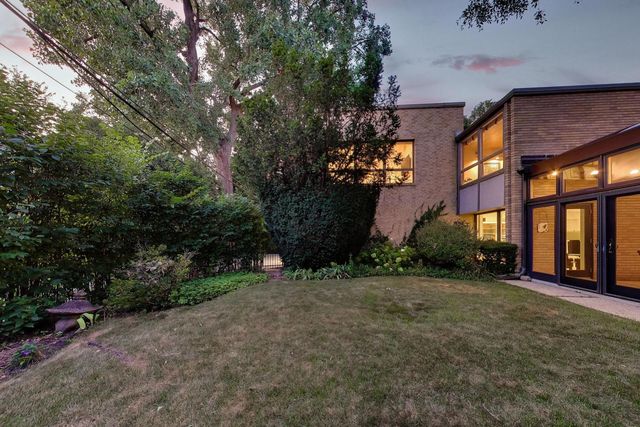9000 Tripp Avenue, Skokie, IL 60076
