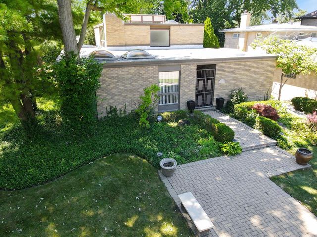 9000 Tripp Avenue, Skokie, IL 60076