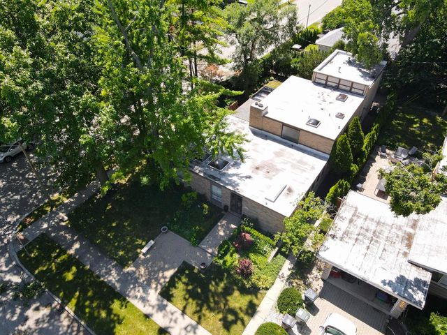 9000 Tripp Avenue, Skokie, IL 60076